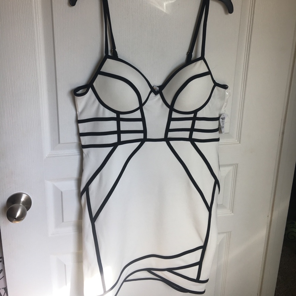 Black & White BodyCon Dress | Charlotte Russe